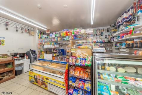 609 Madison Avenue Paterson NJ 07514