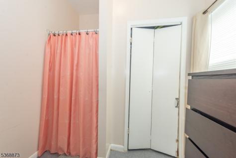 609 Madison Avenue Paterson NJ 07514