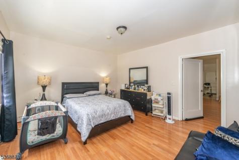 609 Madison Avenue Paterson NJ 07514