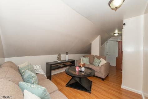 609 Madison Avenue Paterson NJ 07514