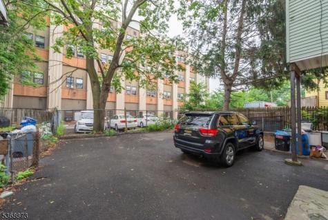 609 Madison Avenue Paterson NJ 07514