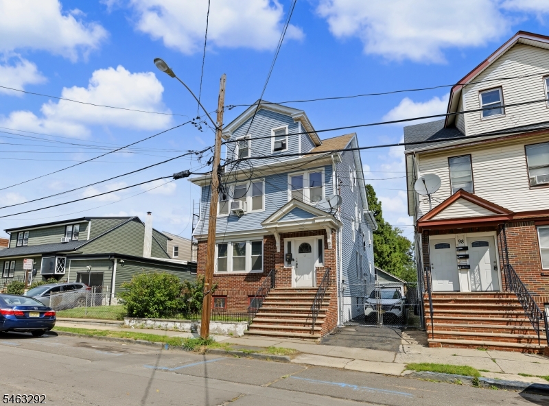 102 Delmar Place Irvington NJ 07111