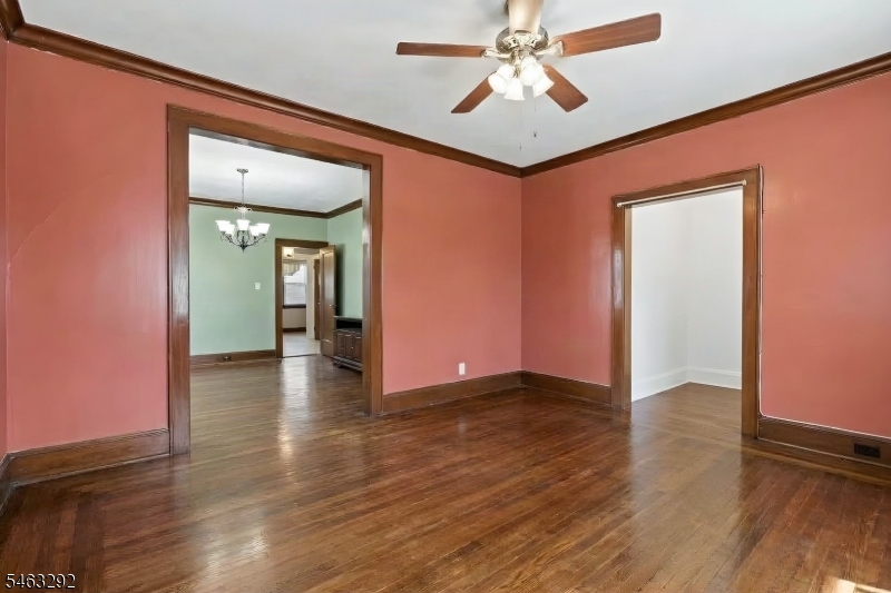 102 Delmar Place Irvington NJ 07111