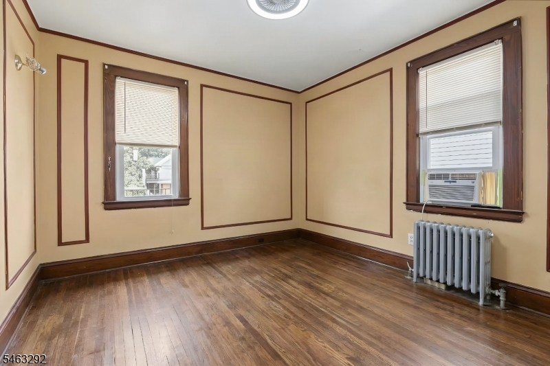 102 Delmar Place Irvington NJ 07111