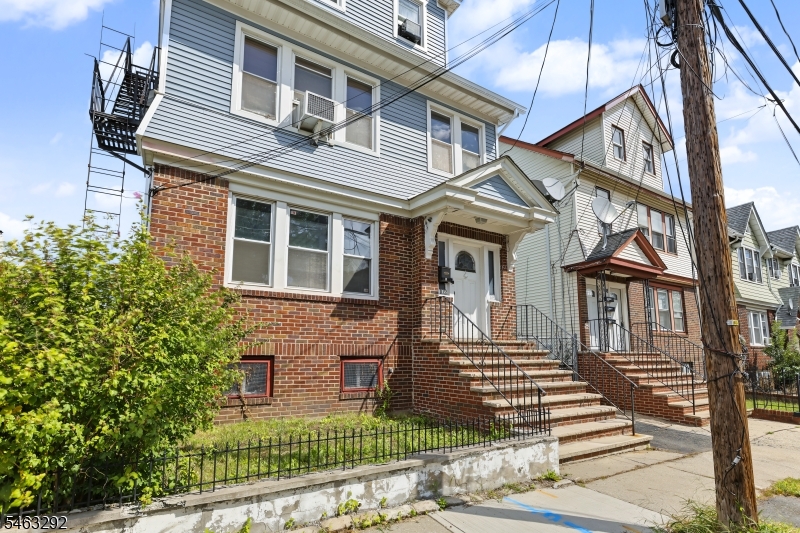 102 Delmar Place Irvington NJ 07111