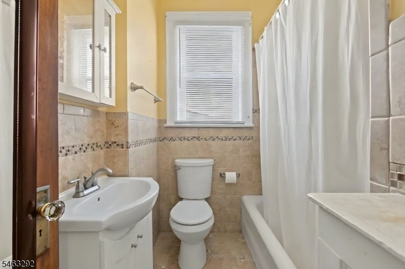 102 Delmar Place Irvington NJ 07111