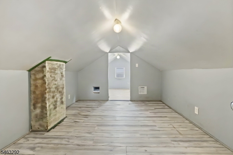 102 Delmar Place Irvington NJ 07111
