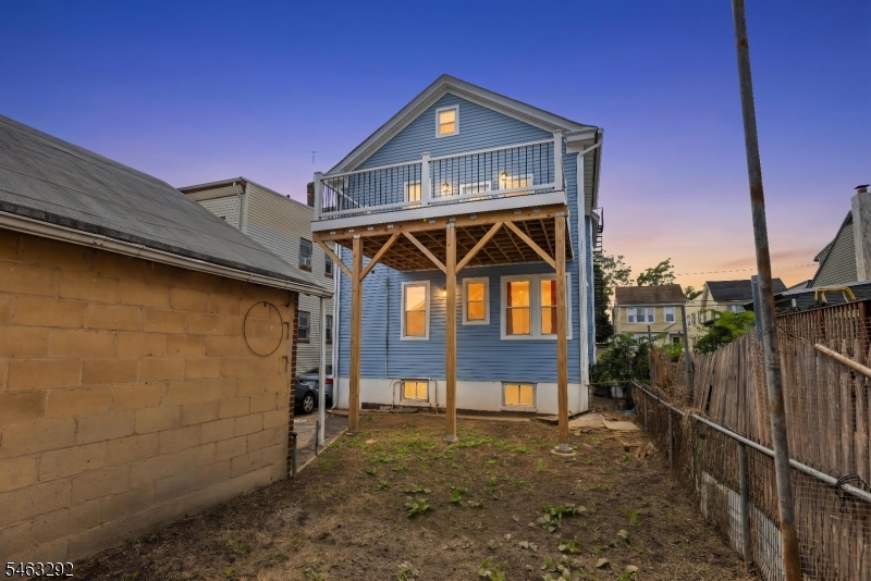 102 Delmar Place Irvington NJ 07111