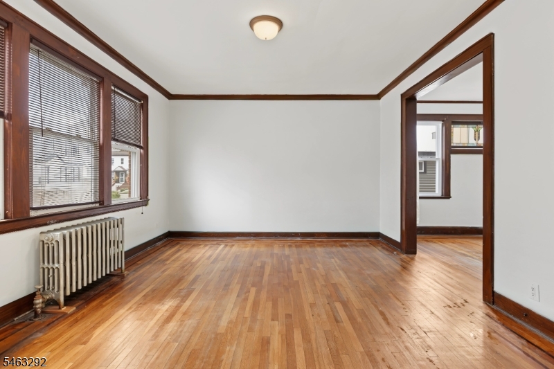 102 Delmar Place Irvington NJ 07111