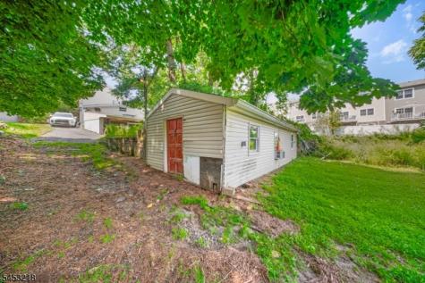 928 Belmont Avenue North Haledon NJ 07508