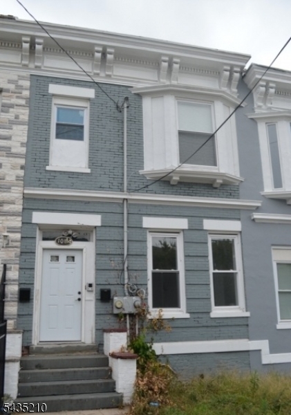 108 Peabody Place Newark NJ 07104
