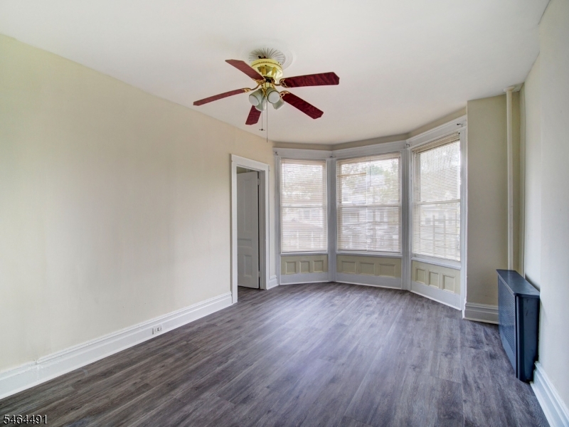 324 Clifton Avenue Newark NJ 07104