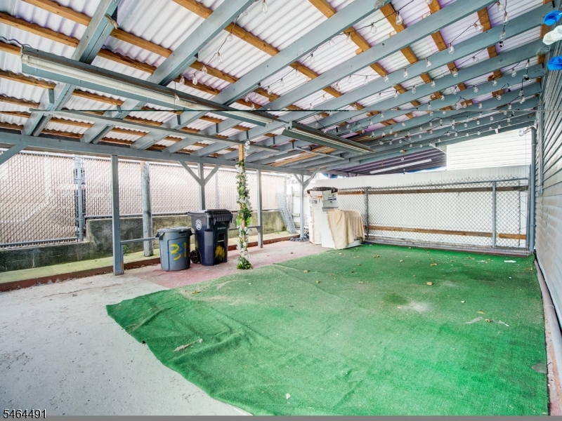 324 Clifton Avenue Newark NJ 07104