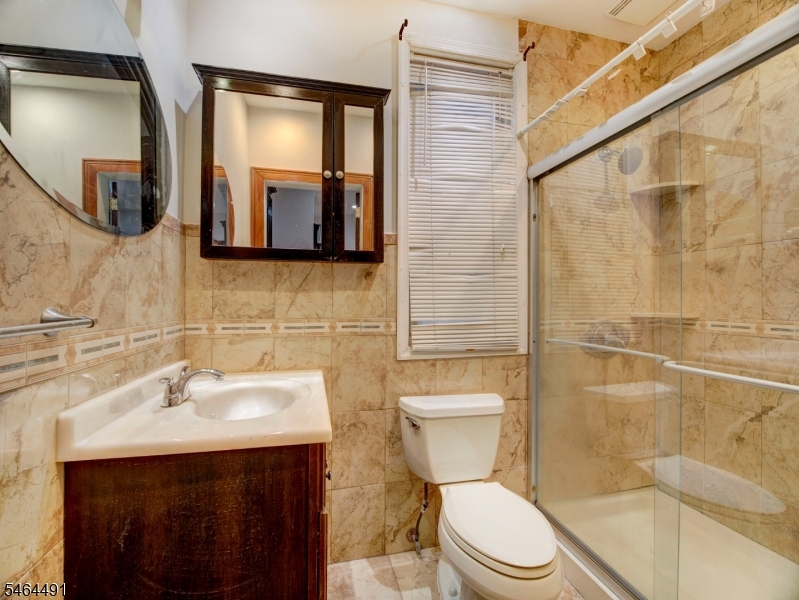 324 Clifton Avenue Newark NJ 07104