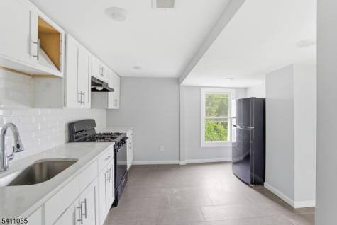 13 Cottage Street Bayonne NJ 07002