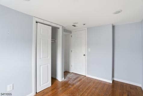 13 Cottage Street Bayonne NJ 07002