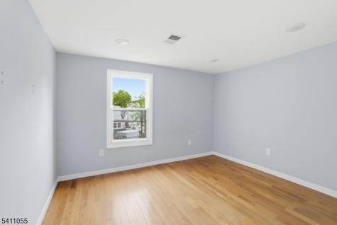 13 Cottage Street Bayonne NJ 07002