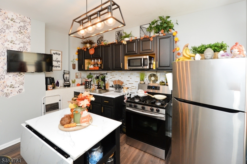 150 Elwood Avenue Newark NJ 07104