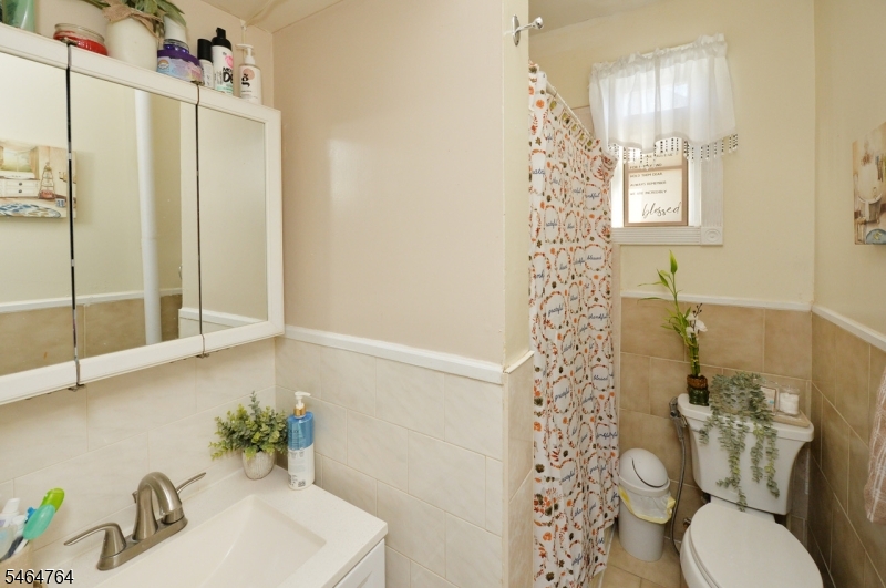 150 Elwood Avenue Newark NJ 07104
