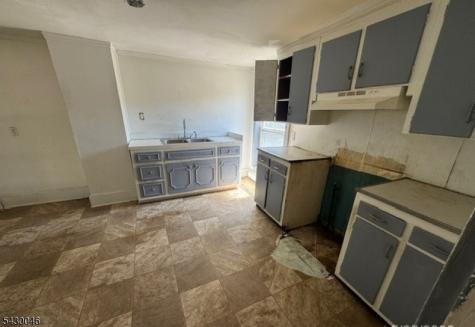 2 Harrison Street Sussex NJ 07461