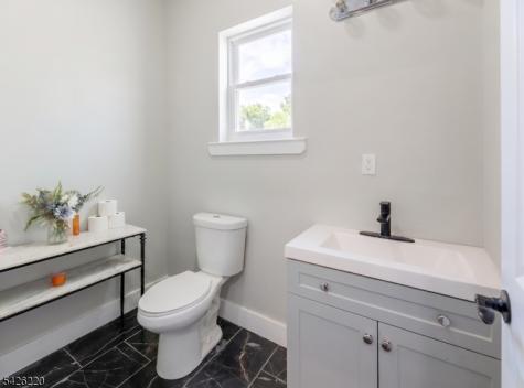 58 Park Avenue East Orange NJ 07017