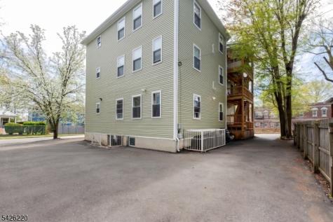 58 Park Avenue East Orange NJ 07017