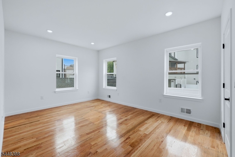 54 Pennsylvania Avenue Newark NJ 07114