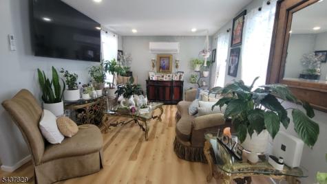38 Taylor Street Newark NJ 07104