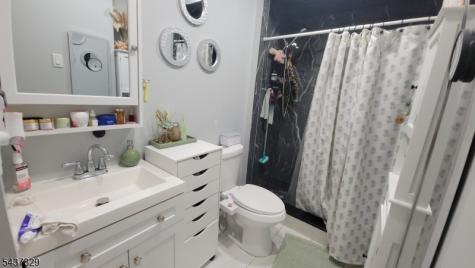 38 Taylor Street Newark NJ 07104