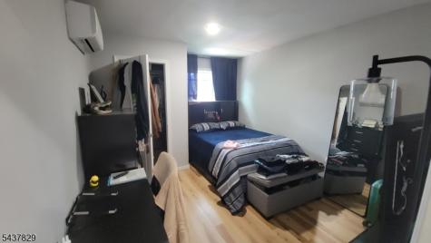 38 Taylor Street Newark NJ 07104