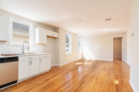 43 Wolf Place Hillside NJ 07205
