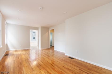 43 Wolf Place Hillside NJ 07205