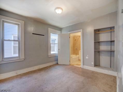 144 Steuben Street East Orange NJ 07018