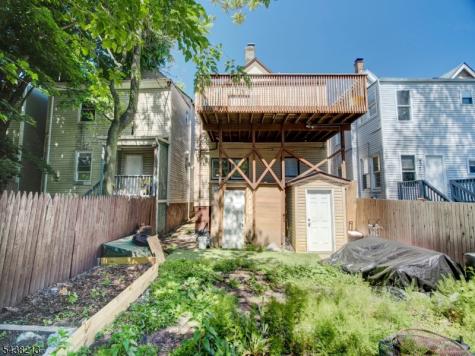 144 Steuben Street East Orange NJ 07018