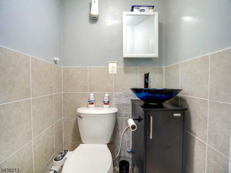 144 Steuben Street East Orange NJ 07018
