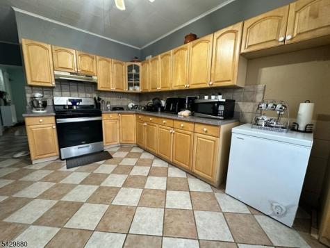 163 W 24th Street Bayonne NJ 07002