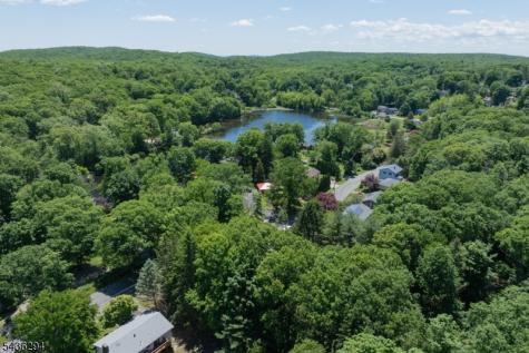 39 Broadway West Milford NJ 07480