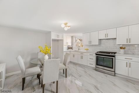 526 Jackson Avenue Elizabeth NJ 07201