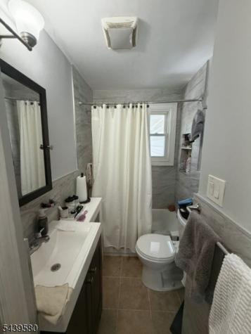 41 Outlook Avenue Hawthorne NJ 07506