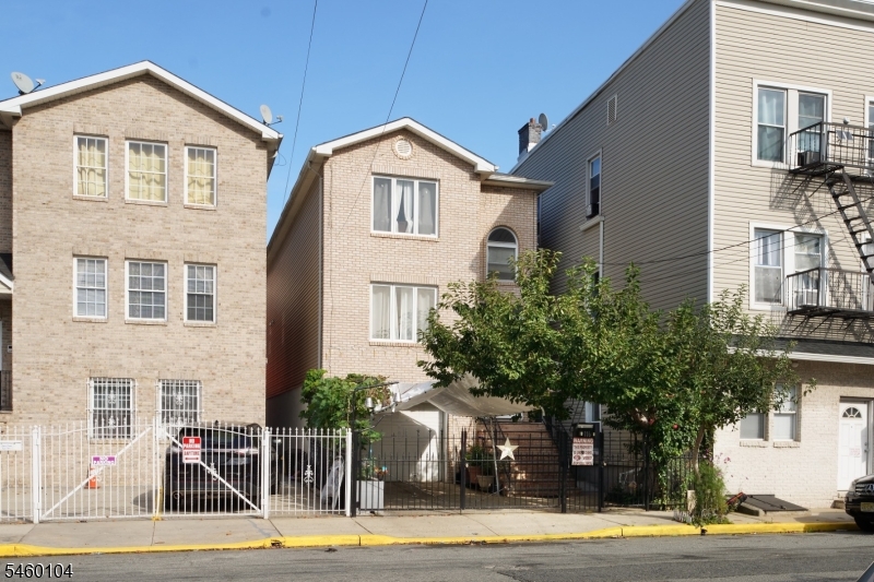 116 Chapel Street Newark NJ 07105