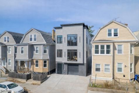39 Grace Street Irvington NJ 07111