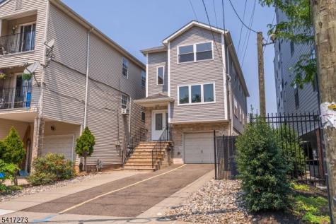 1117 Chestnut Street Elizabeth NJ 07201