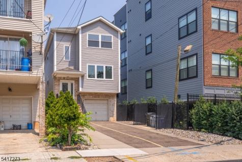 1117 Chestnut Street Elizabeth NJ 07201