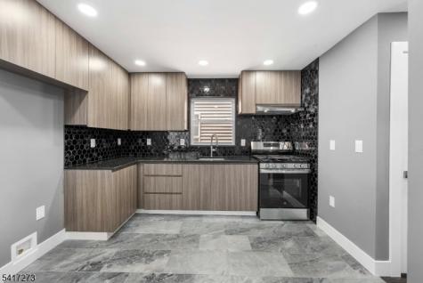 1117 Chestnut Street Elizabeth NJ 07201