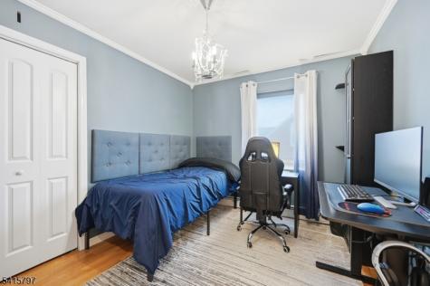 800 Delalla Terrace Ridgefield NJ 07657
