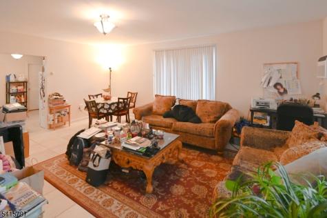 800 Delalla Terrace Ridgefield NJ 07657
