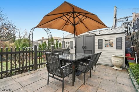 800 Delalla Terrace Ridgefield NJ 07657