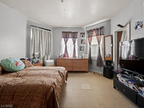 86 Pennington Street Paterson NJ 07501