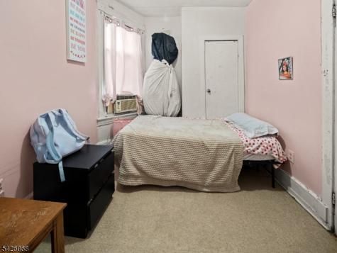 86 Pennington Street Paterson NJ 07501