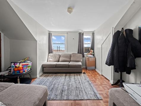 86 Pennington Street Paterson NJ 07501